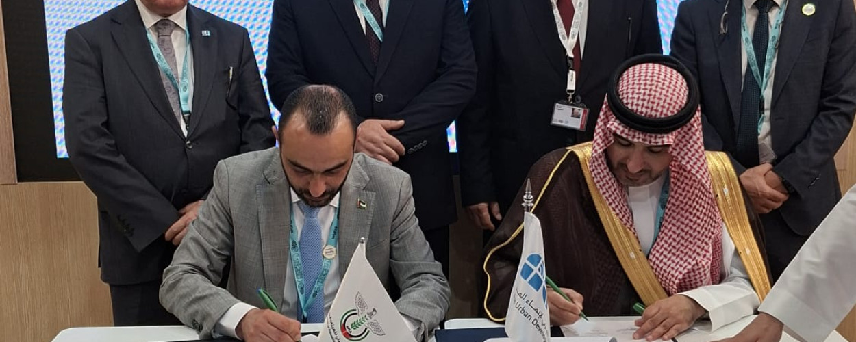 الاتحاد الفلسطيني للهيئات المحلية والمعهد العربي لإنماء المدن يوقعان اتفاقية تعاون