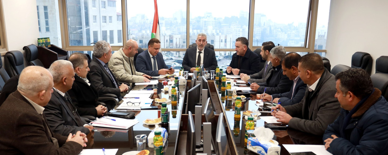 الهيئة التنفيذية للاتحاد تجتمع بوزير الحكم المحلي الصالح