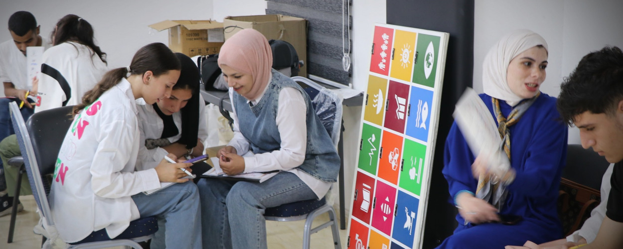 الاتحاد الفلسطيني للهيئات المحلية ينظم تدريبًا شبابيًا في دورا حول البيئة وأهداف التنمية المستدامة