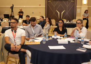 الاتحاد الفلسطيني للهيئات المحلية يختتم دورة تدريبية بعنوان "التنمية الاقتصادية والتنمية الاجتماعية - الاقتصادية المحلية" في عمّان، الأردن