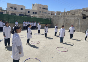 الاتحاد الفلسطيني للهيئات المحلية يختتم أنشطة برنامج حكايات التنمية المستدامة في مدرسة بنات يطا الثانوية في يطا ومدرسة الوحدة الأساسية المختلطة في بيت عوا