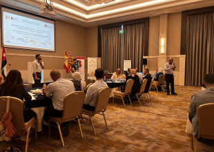 الاتحاد الفلسطيني للهيئات المحلية يختتم دورة تدريبية بعنوان "التنمية الاقتصادية والتنمية الاجتماعية - الاقتصادية المحلية" في عمّان، الأردن