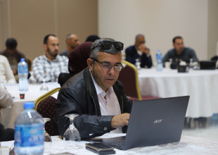 سلطة جودة البيئة والاتحاد الفلسطيني للهيئات المحلية ينظمان ورشة عمل حول إدارة النفايات الصلبة