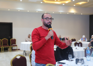 سلطة جودة البيئة والاتحاد الفلسطيني للهيئات المحلية ينظمان ورشة عمل حول إدارة النفايات الصلبة