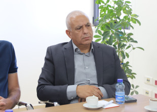 المدير التنفيذي للاتحاد الفلسطيني للهيئات المحلية يعقد اجتماعًا مع رؤساء مجالس الخدمات المشتركة في محافظة القدس