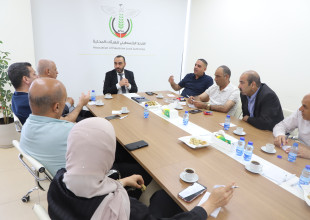 المدير التنفيذي للاتحاد الفلسطيني للهيئات المحلية يعقد اجتماعًا مع رؤساء مجالس الخدمات المشتركة في محافظة القدس