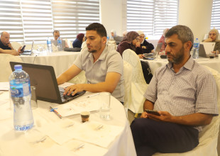 الاتحاد الفلسطيني للهيئات المحلية يختتم ورشة تدريبية بعنوان "الذكاء الاصطناعي في عمل الهيئات المحلية: من الفهم إلى التطبيق"