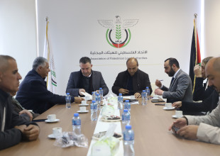 توقيع اتفاقيات منح تأهيل جزئي لمباني الهيئات المحلية لتسهيل وصول الأشخاص ذوي الإعاقة