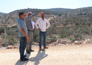 اتحاد الهيئات المحلية ينظم جولة ميدانية لاستلام ومتابعة تنفيذ مشاريع تنموية في عنزة ودير أبو ضعيف وتياسير ضمن مبادرة المنح الفرعية للمناطق "ج"