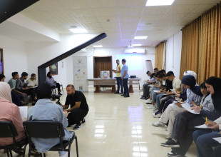 الاتحاد الفلسطيني للهيئات المحلية ينظم تدريبًا شبابيًا في دورا حول البيئة وأهداف التنمية المستدامة