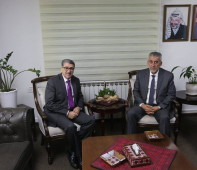 الاتحاد الفلسطيني للهيئات المحلية والحكم المحلي يبحثان عددًا من القضايا المشتركة