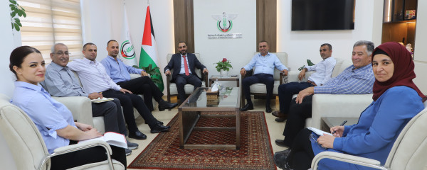المدير التنفيذي للاتحاد الفلسطيني للهيئات المحلية يعقد اجتماعًا مع عدد من رؤساء الهيئات المحلية من محافظة طولكرم